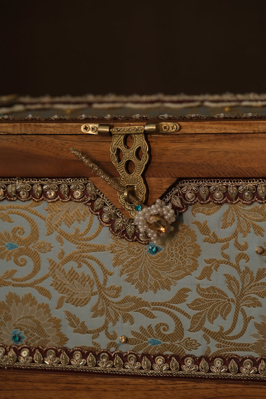Jyotsna Trunk Box