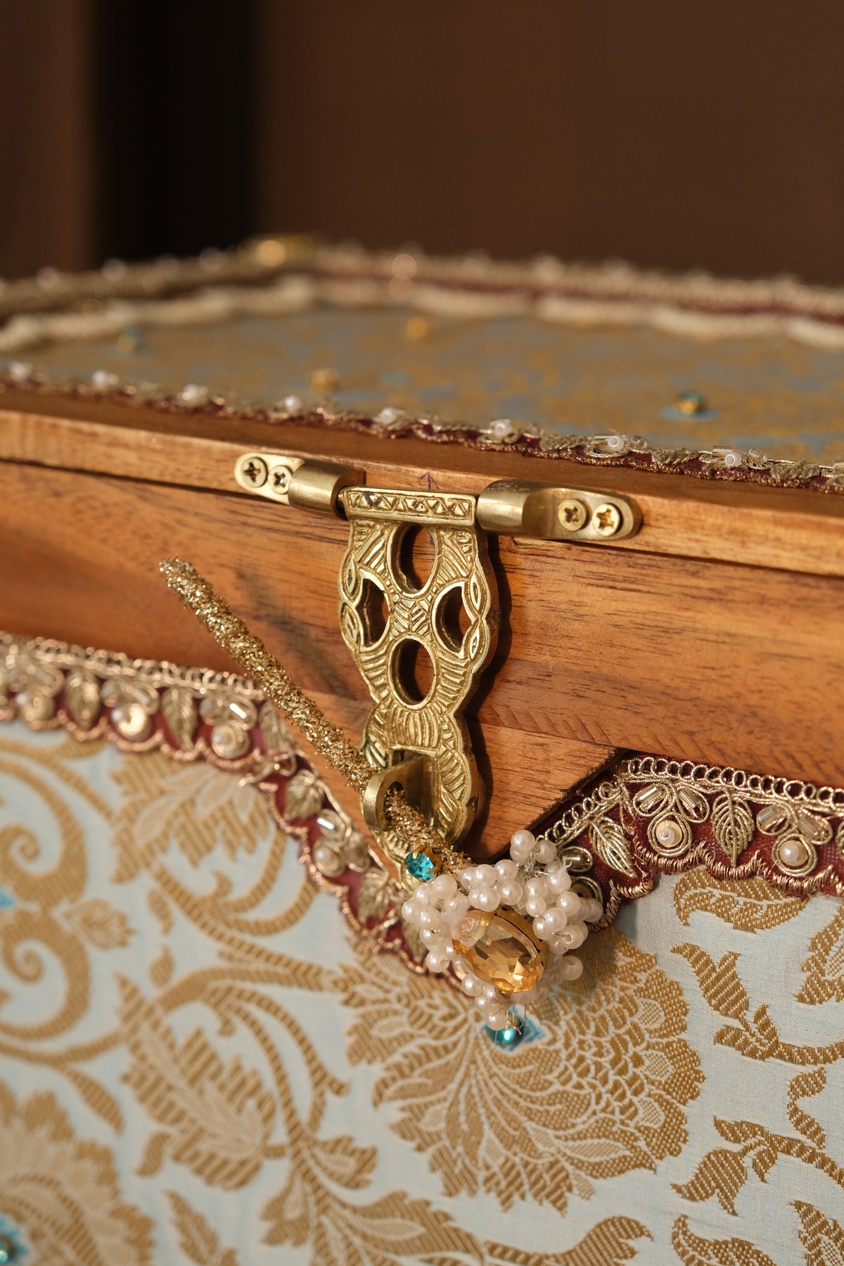 Jyotsna Trunk Box